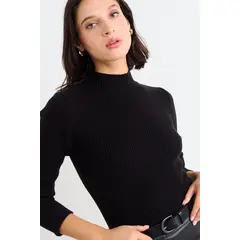 IO - Sweater Liso Mujer Negro
