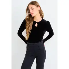 IO - Polera Lisa Mujer Negro