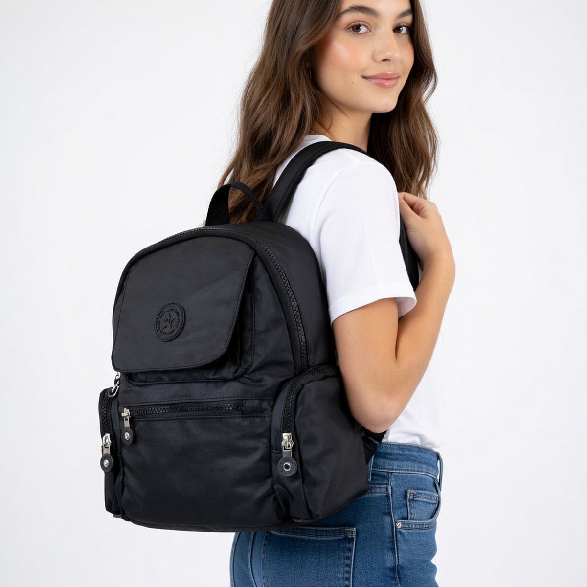 GENERICO - Mochila Mujer Nylon Mediana Urbana Con Bolsillos