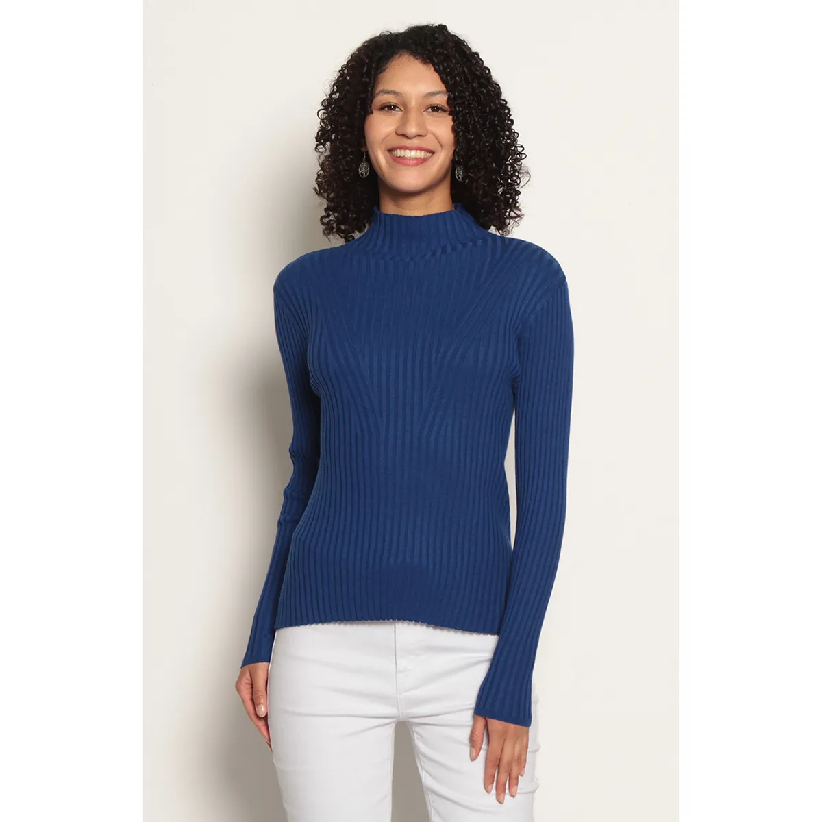 WADOS - SWEATER MANGA LARGA SOLIDO CON CUELLO ALTO