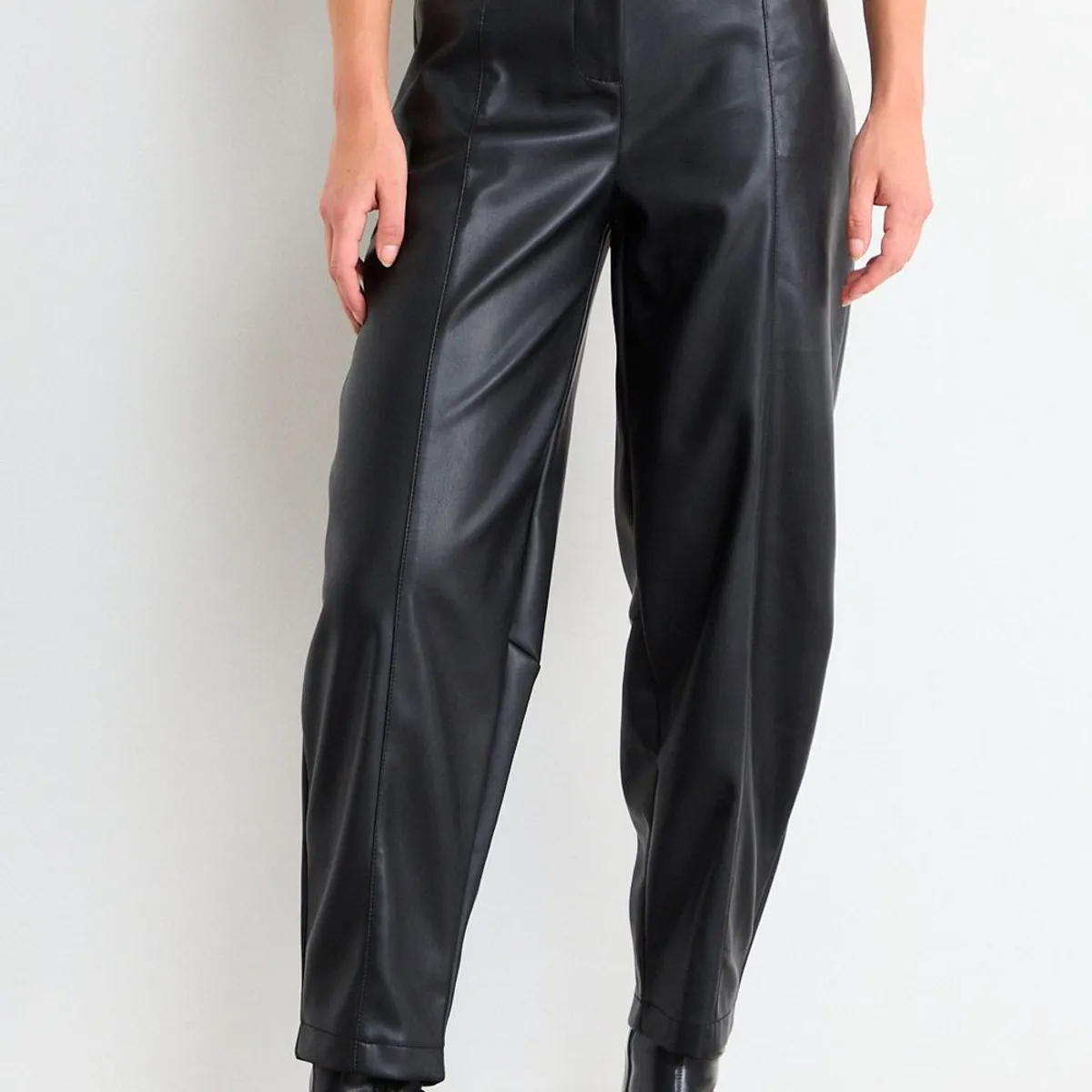 IO - Pantalon Liso Mujer Negro Io