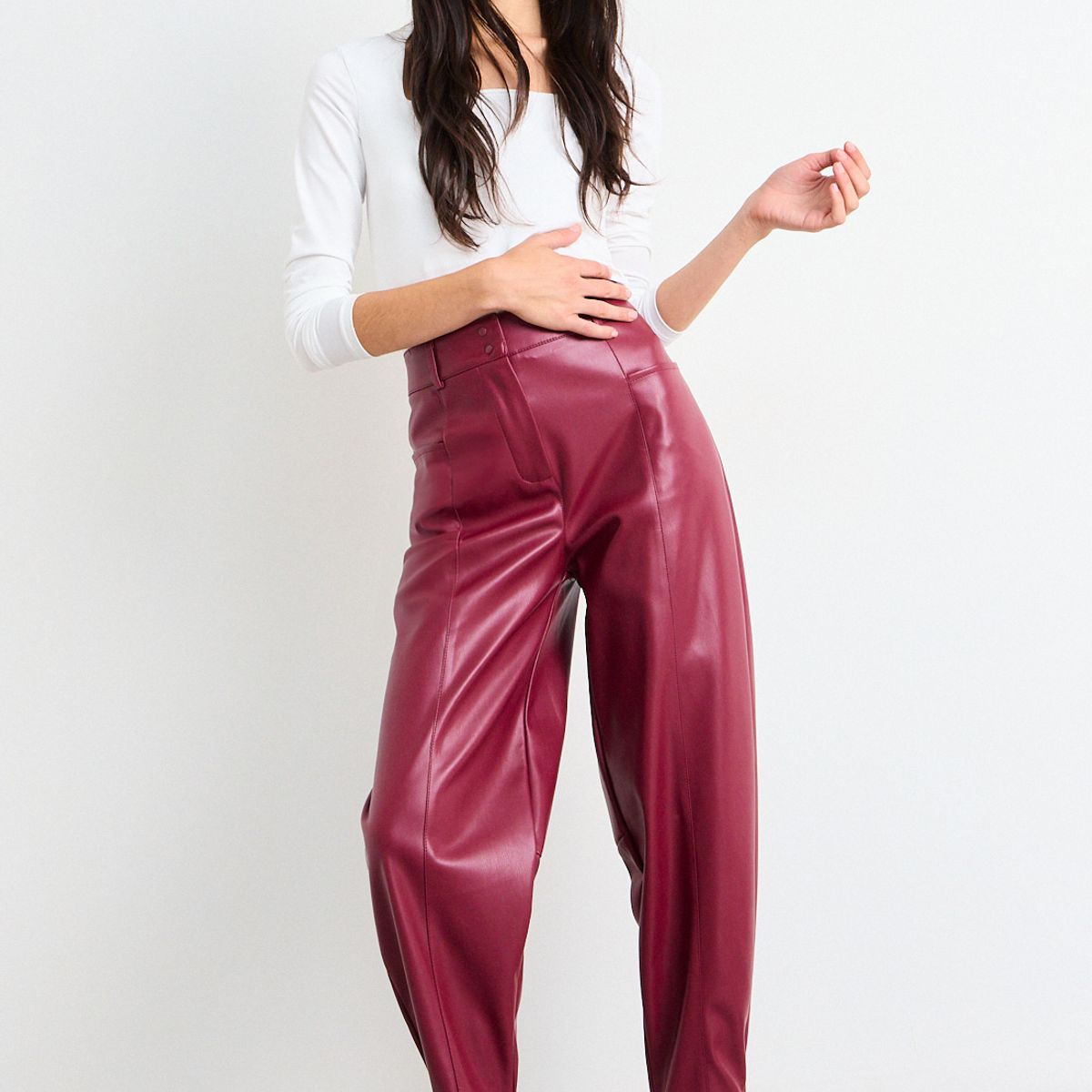 IO - Pantalon Liso Mujer Burdeos Io