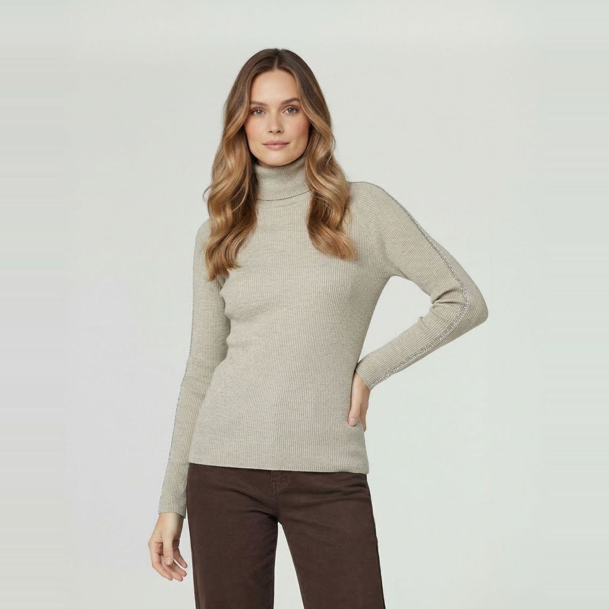 LINEATRE - Sweater Mujer Teresa Relaxed Cuello Alto Redondo Manga Caída Fango Lineatre