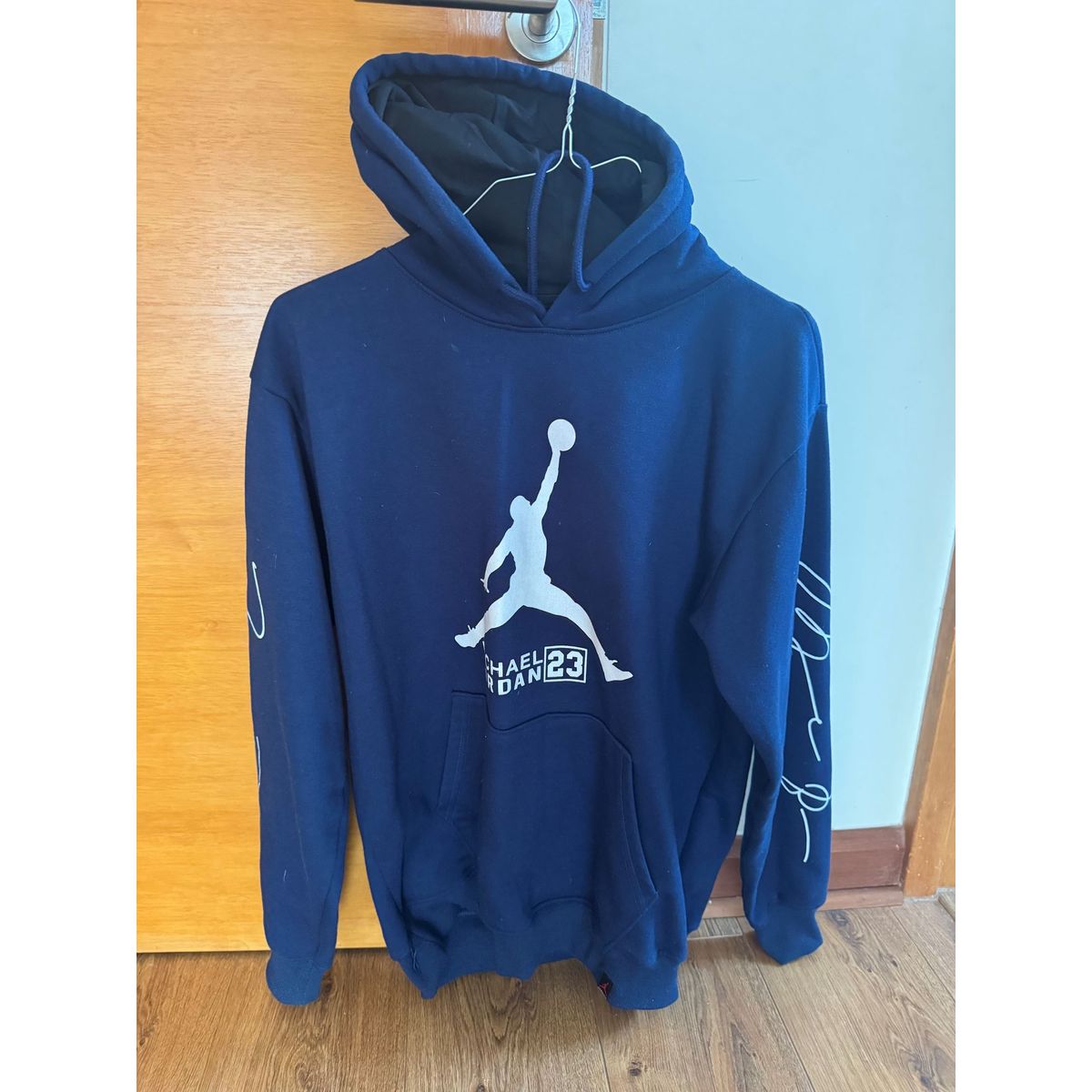 MICHAEL JORDAN - Polerón Michael Jordan 23 Jumpman Azul Marino Capucha 1 Uso