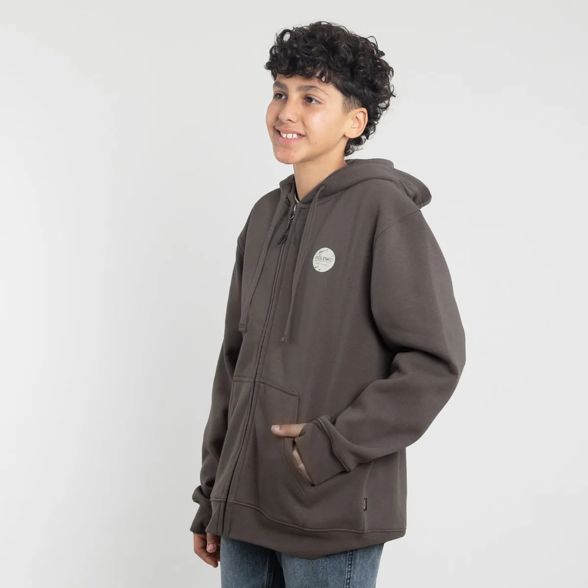 POLEMIC - Poleron con cierre y gorro Invierno Café niño POLEMIC