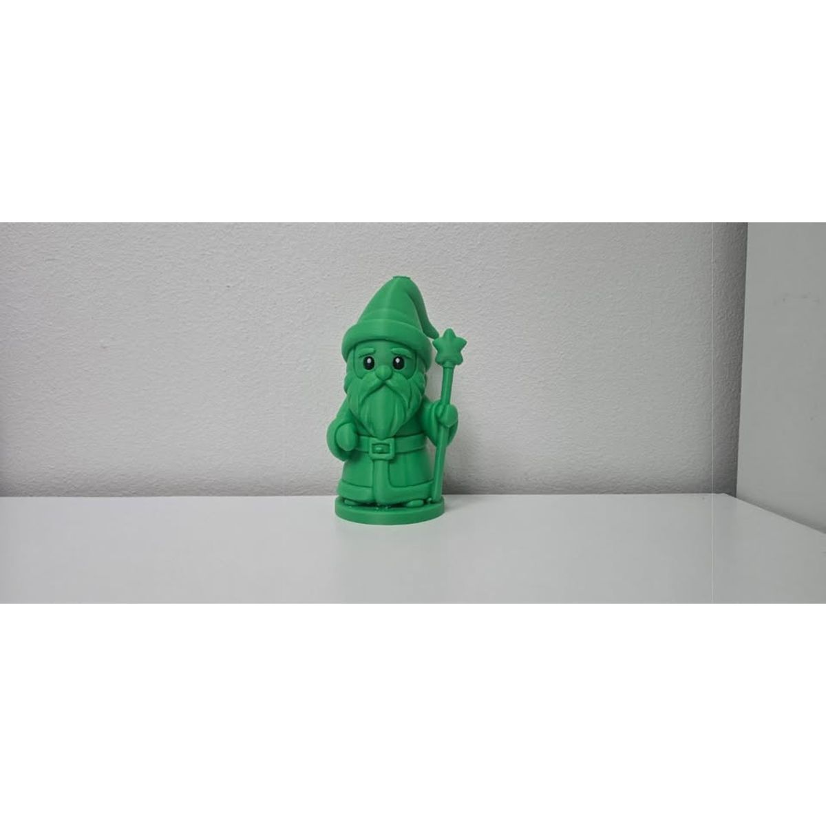 GENERICO - Gnomo Mago con Bastón Estelar para Navidad - Adorno