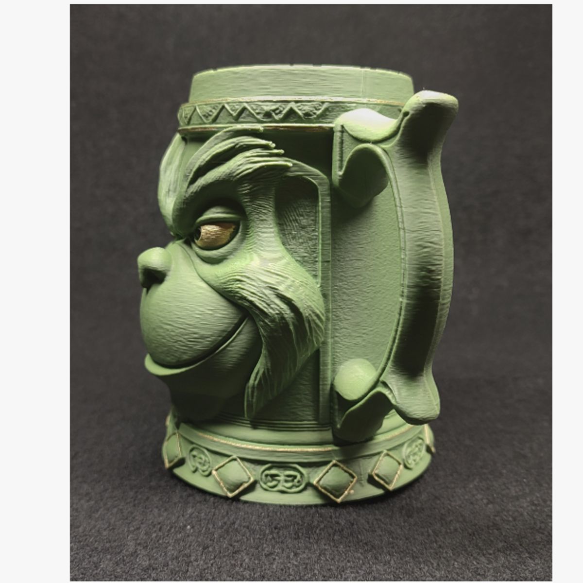 GENERICO - Funda Taza Muñeco Verde