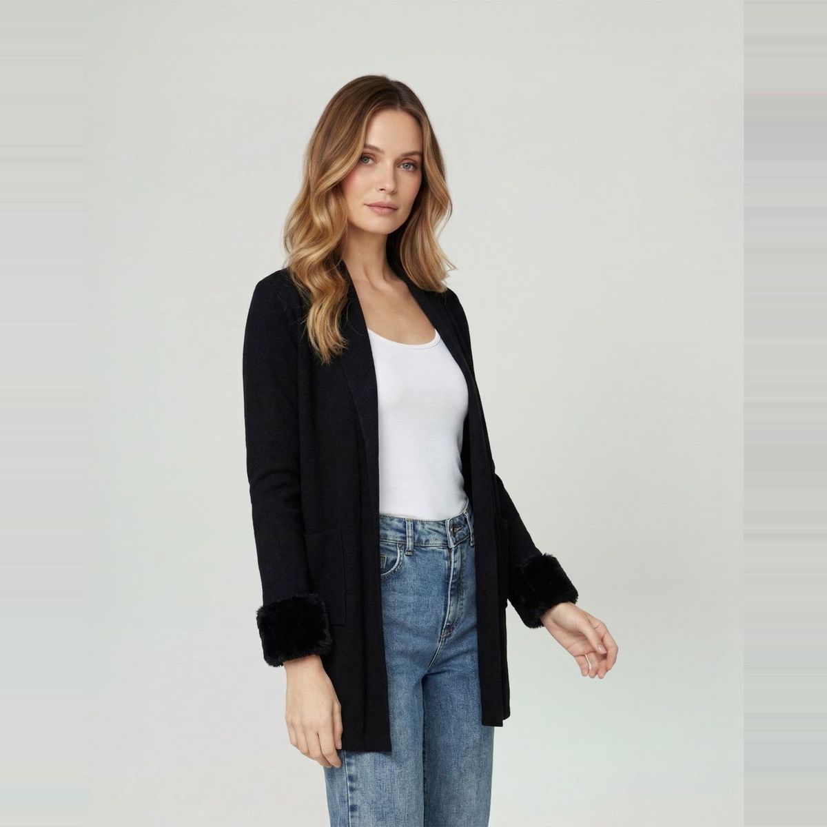 LINEATRE - Cardigan Mujer Renata Relaxed Cuello Con Solapa Manga Acampanada Negro Lineatre