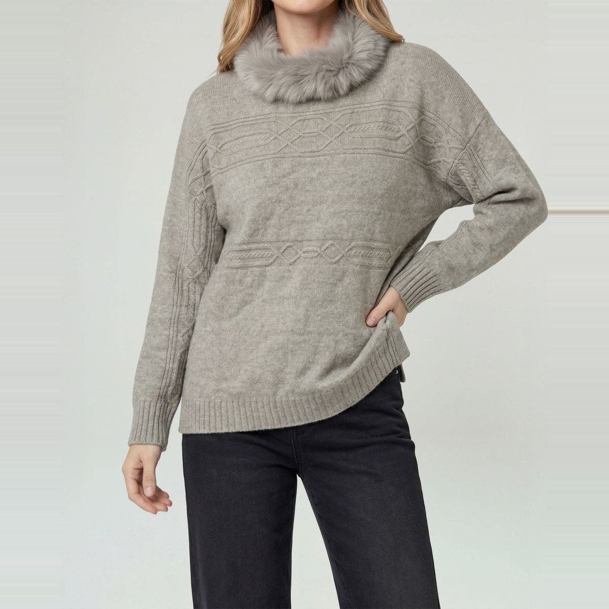 LINEATRE - Sweater Mujer Giovanna Relaxed Cuello Redondo Pelos Manga Caída Fango Lineatre