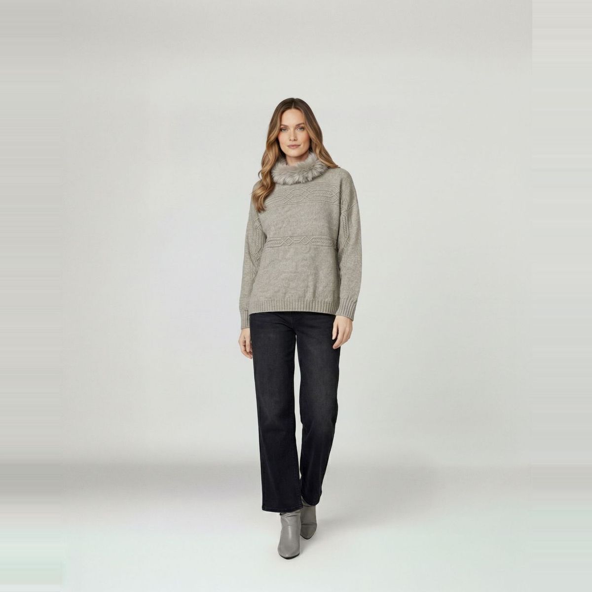 LINEATRE - Sweater Mujer Giovanna Relaxed Cuello Redondo Pelos Manga Caída Fango Lineatre