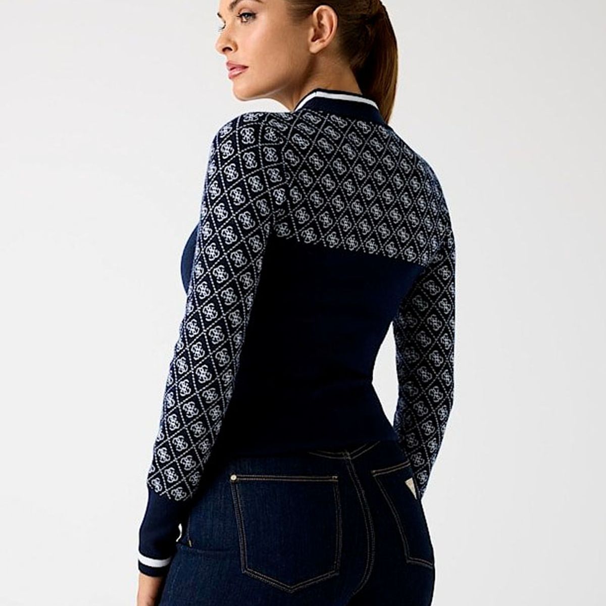 GUESS - Sweater Ls Mock Neck Aubrey 4G Azul