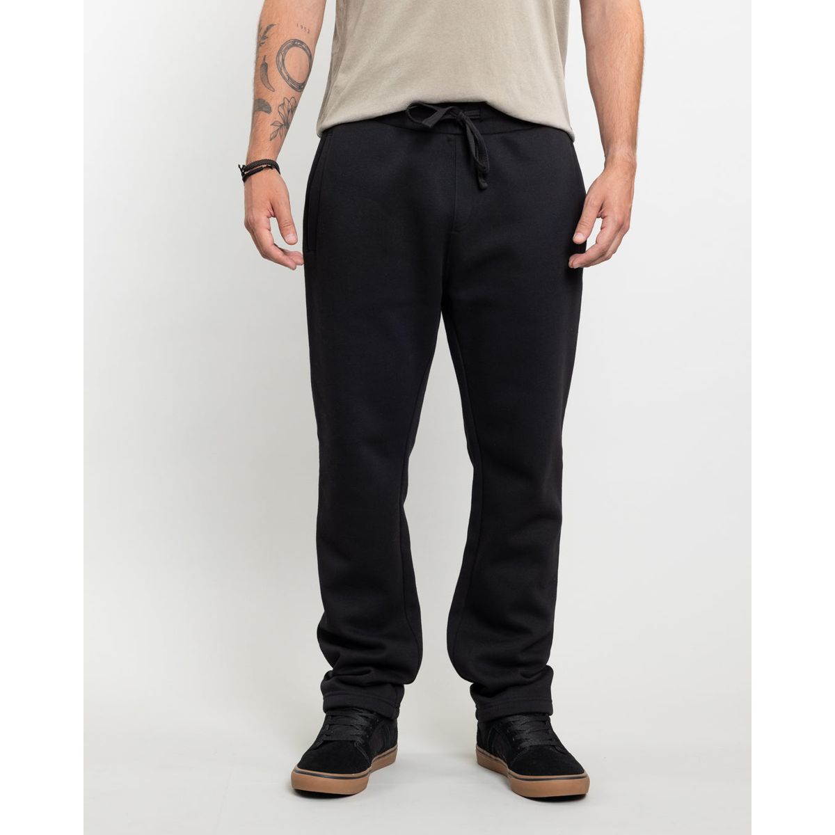 POLEMIC - Jogger franela sin puños Standar Fit Negro Polemic