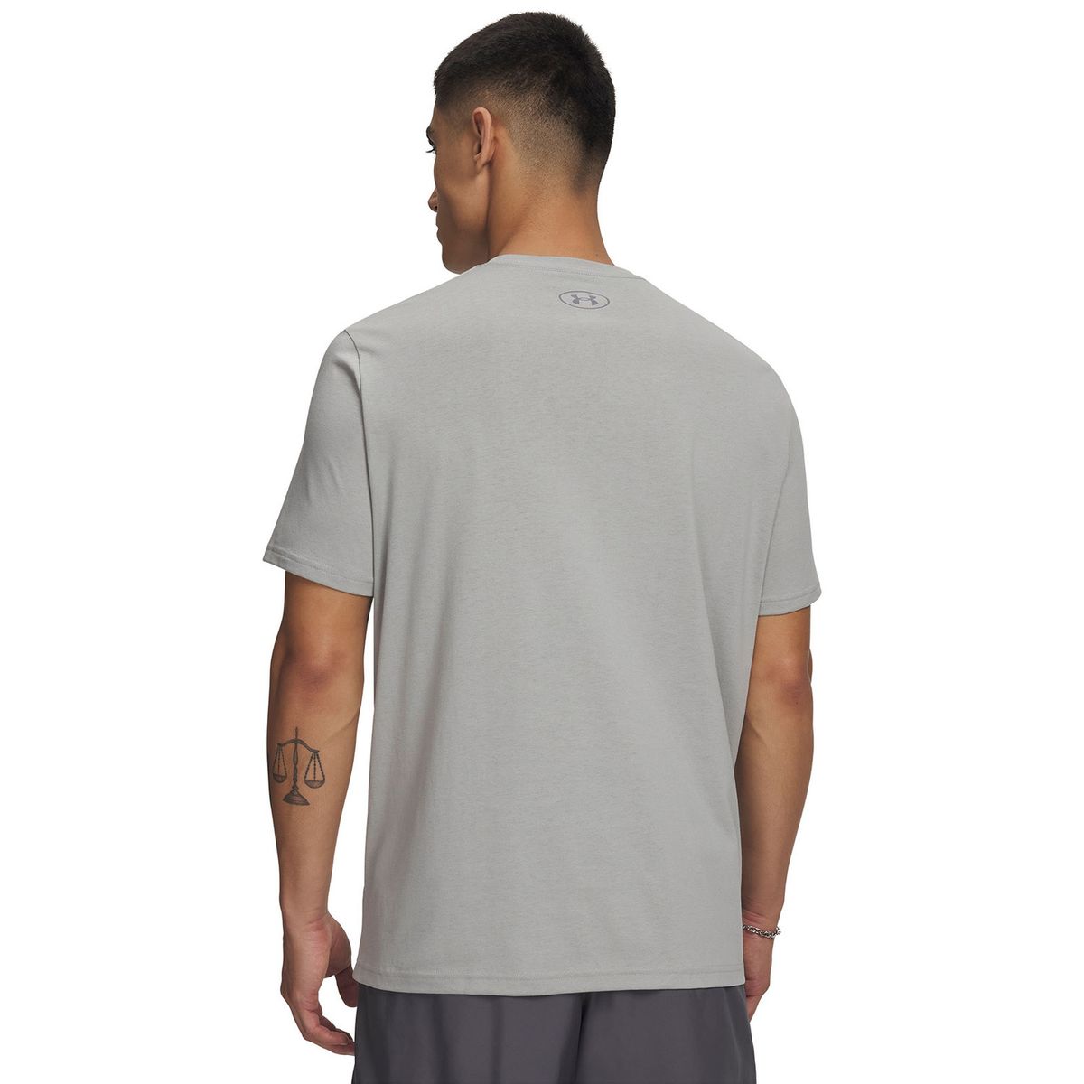UNDER ARMOUR - Polera M/C Hombre Team Issue Wordmark Polera Gris UNDER ARMOUR