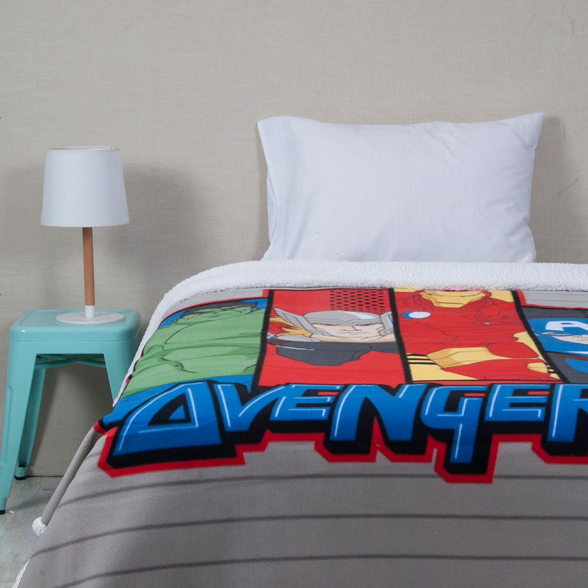 MASHINI - FRAZADA POLAR SHERPA 1.5PL AVENGERS TEAM