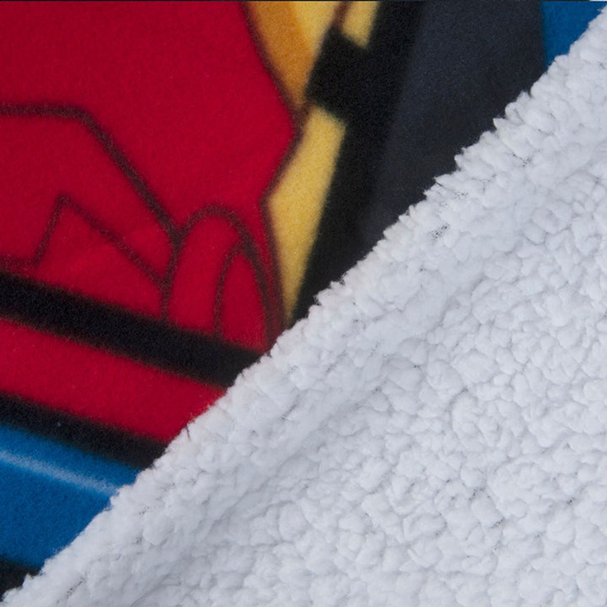 MASHINI - FRAZADA POLAR SHERPA 1.5PL AVENGERS TEAM