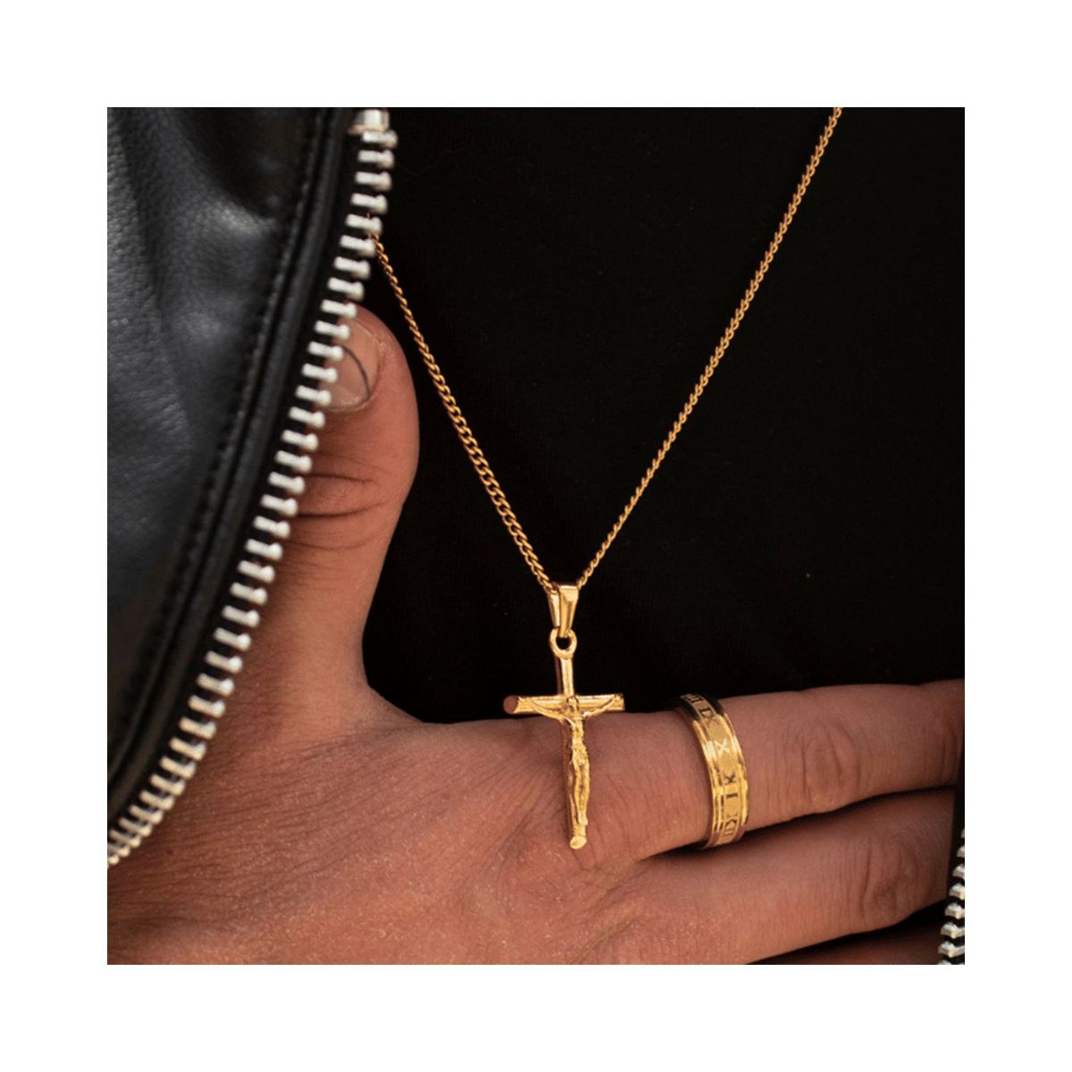 SAINT VENIK - Cross Minimal Pendant Enchapado 18k Collar Dorado 50cm Saint Venik
