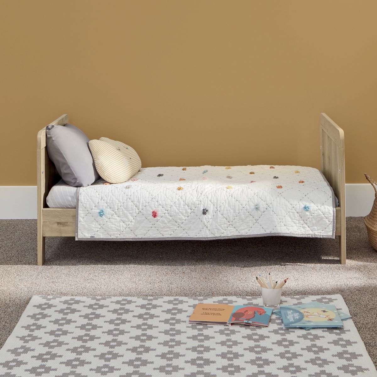 BBPRO - COBERTOR POMPOM 100X120 CM