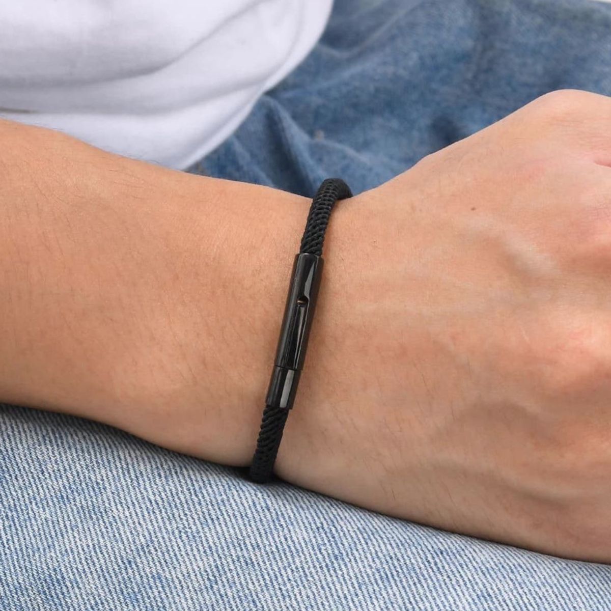 GOIA - Pulsera Cuerda de CuerinaAcero Inoxidable 4mm x 21cm Negra