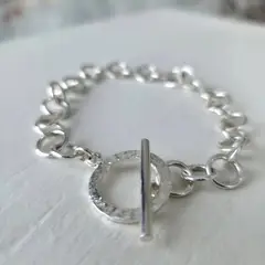 GENERICO - Pulsera Plata 950 Mujer con Argollas y Cierre de Barra - Hecha a Mano - Diseño Martillado