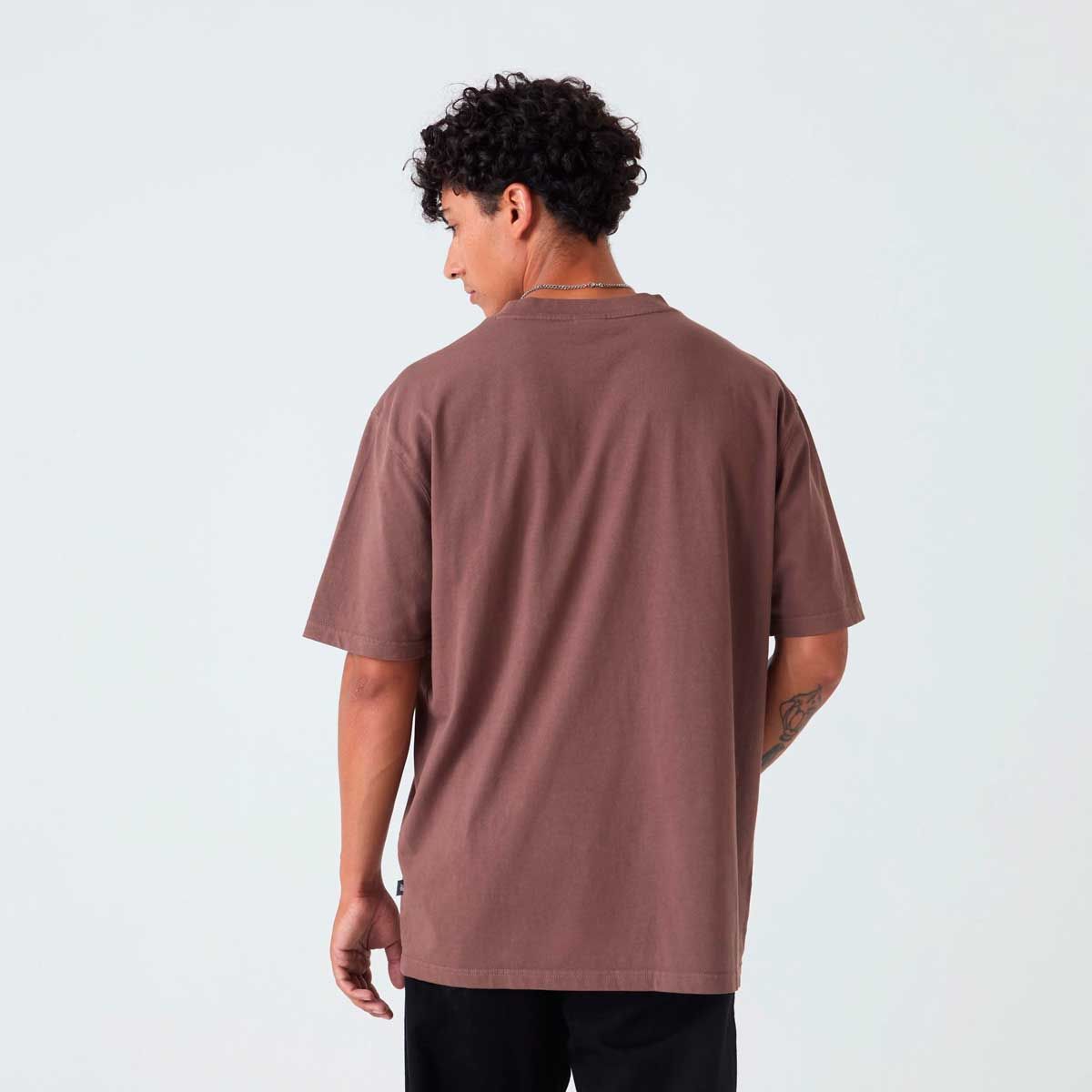 NEW BALANCE - Polera Lifestyle Hombre New Balance Athletics Premium Café