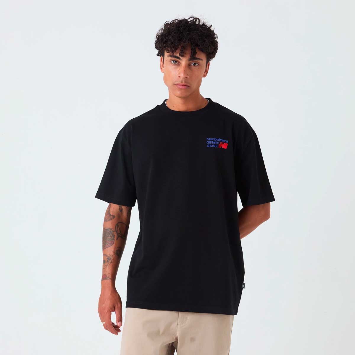 NEW BALANCE - Polera Lifestyle Hombre New Balance Athletics Premium Negra