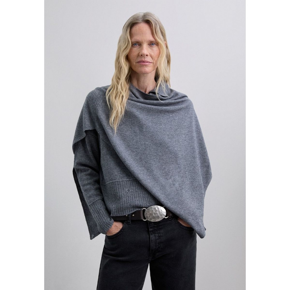 SCALPERS - Scmaxitriangle Scarf