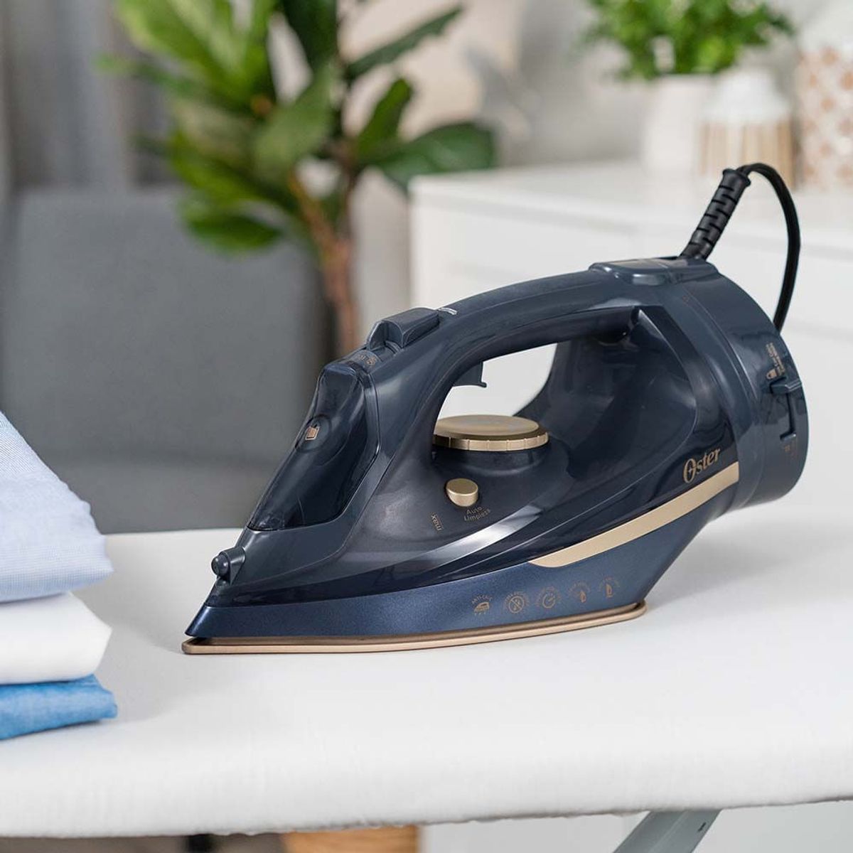 OSTER - Oster - Plancha de Vapor Inalámbrica 2 en 1 - GCSTCC5000