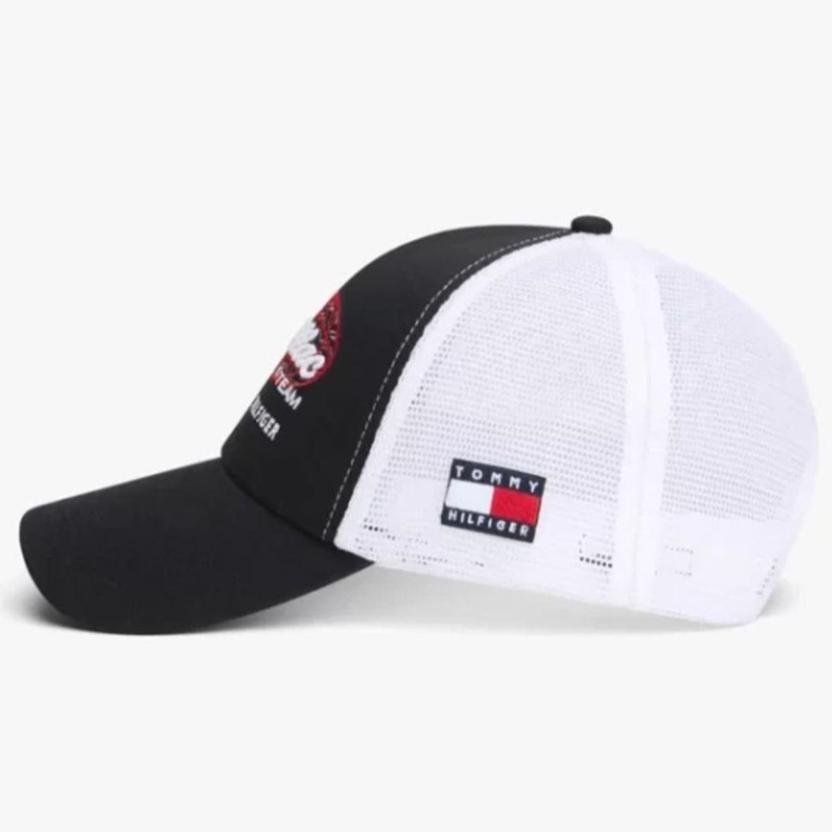 TOMMY HILFIGER - Gorro TOMMY HILFIGER Cadillac F1 Team Oficial 2026 Trucker Cap Negro/Blanco