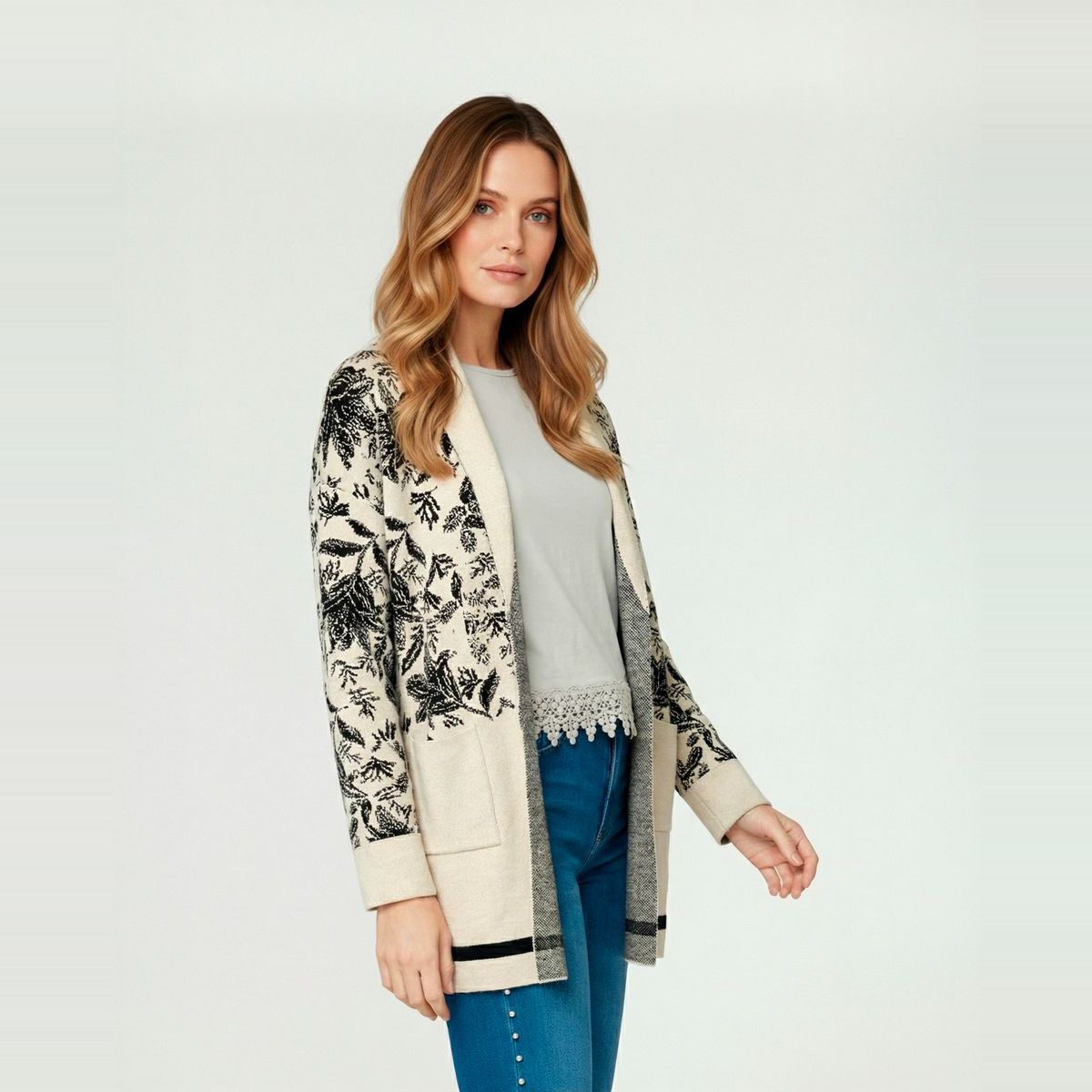 LINEATRE - Cardigan Mujer Giovanna Relaxed Cuello Con Solapa Manga Caída Crudo Lineatre