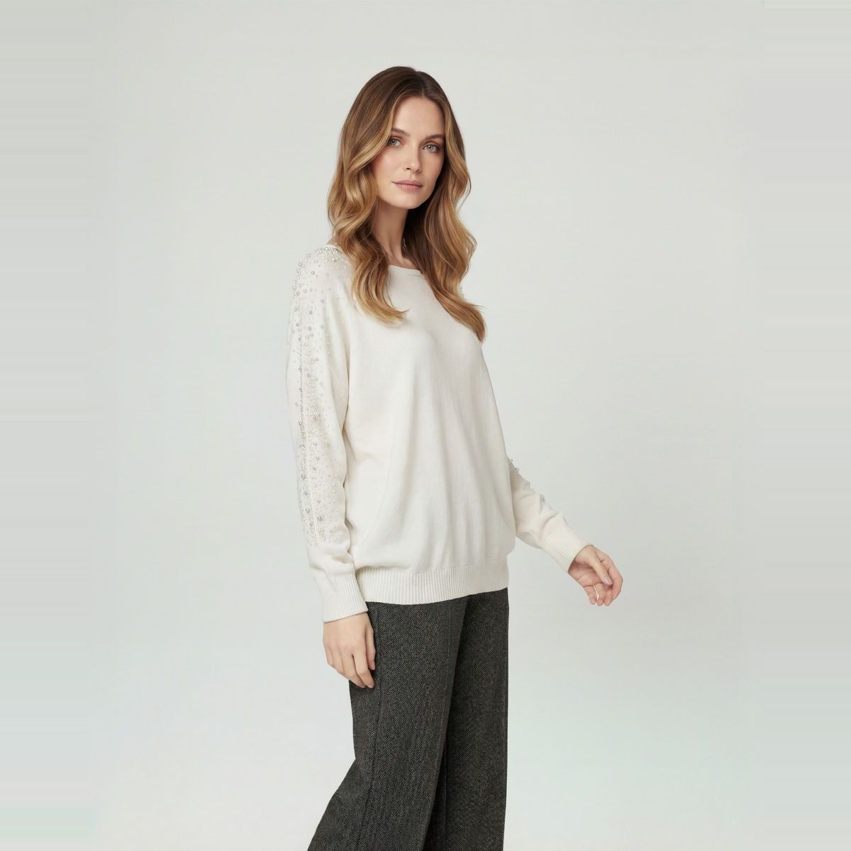 LINEATRE - Sweater Mujer Nora Relaxed Cuello Bote Manga Caída Crudo Lineatre