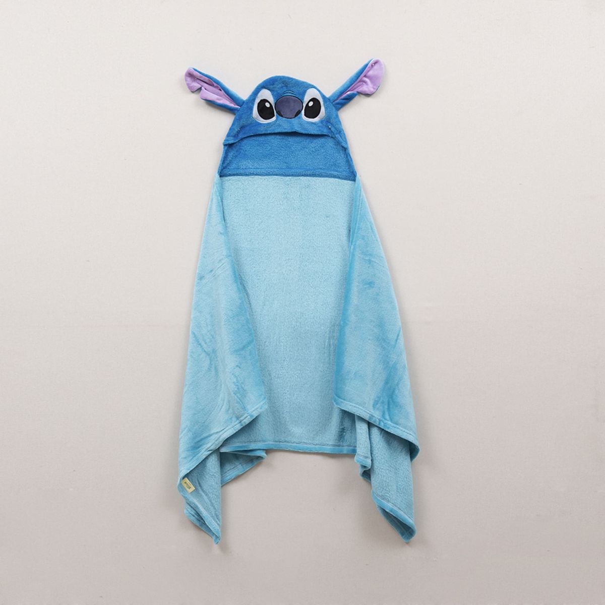 MASHINI - MANTA CAPUCHA INFANTIL 3D 70X150 CM STITCH