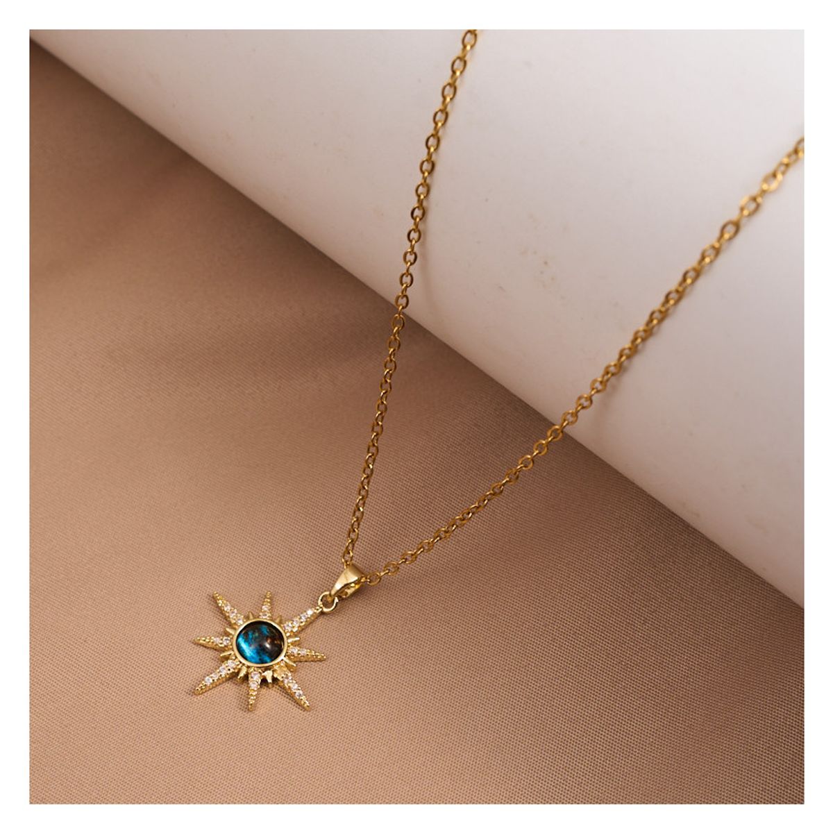 ZG JOYAS - Collar Colgante Estrella Radiante Galaxia Galvanizado En Oro