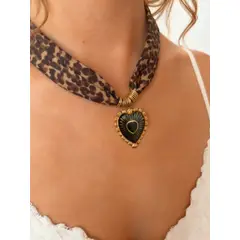 ANONIMASTORE - Collar Satín Corazón negro
