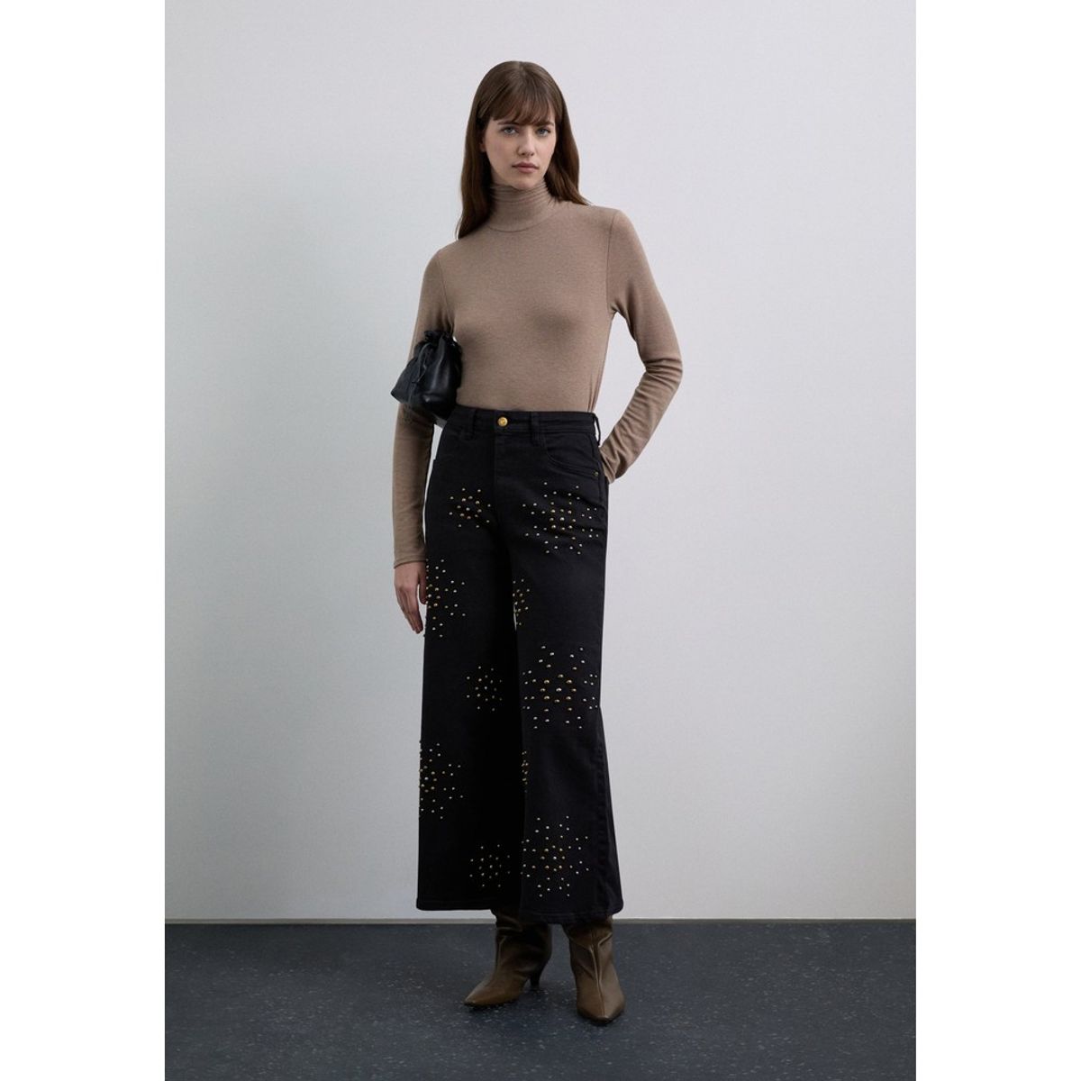 SCALPERS - Jeans Culotte Tachuelas