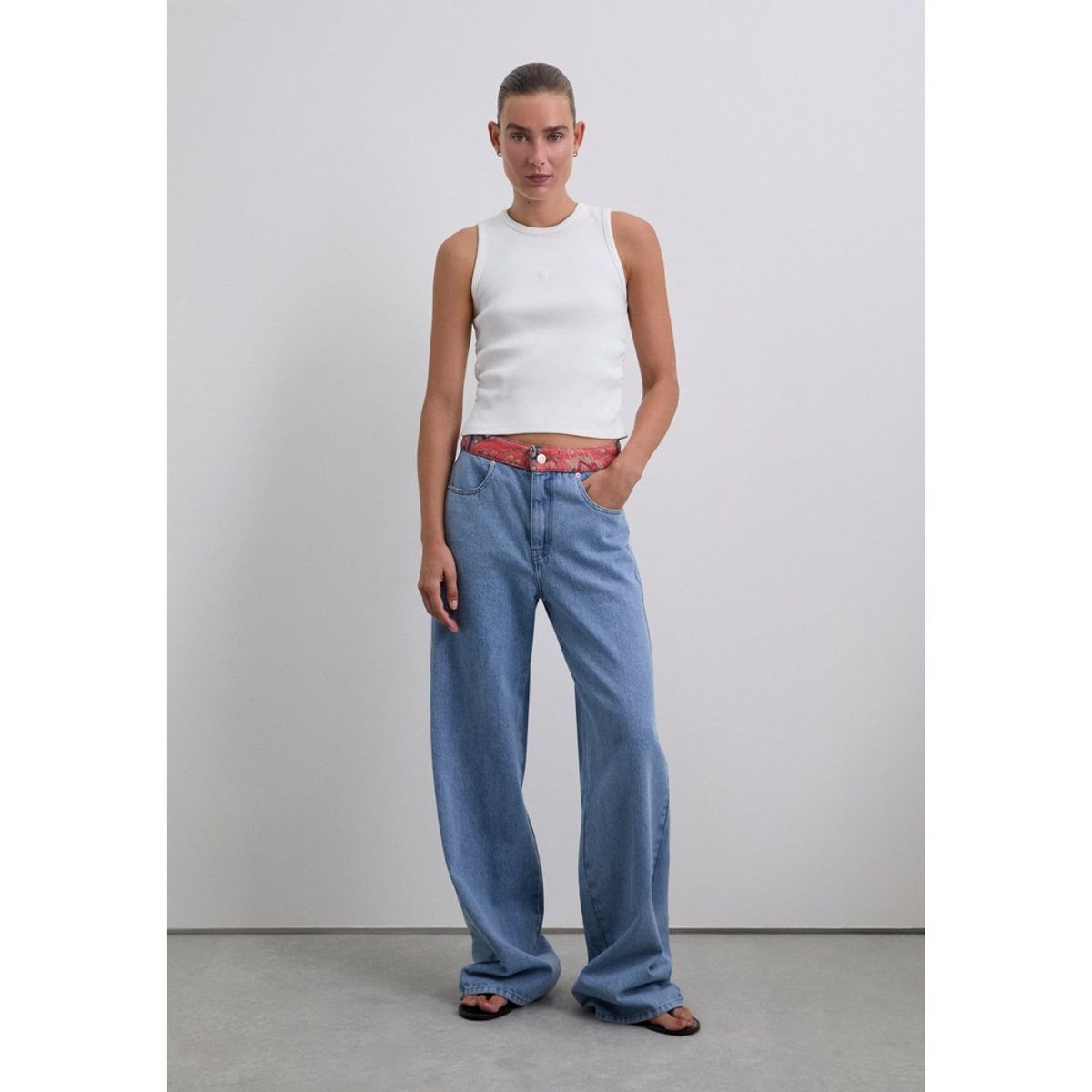 SCALPERS - Pantalón Denim Tiro Medio