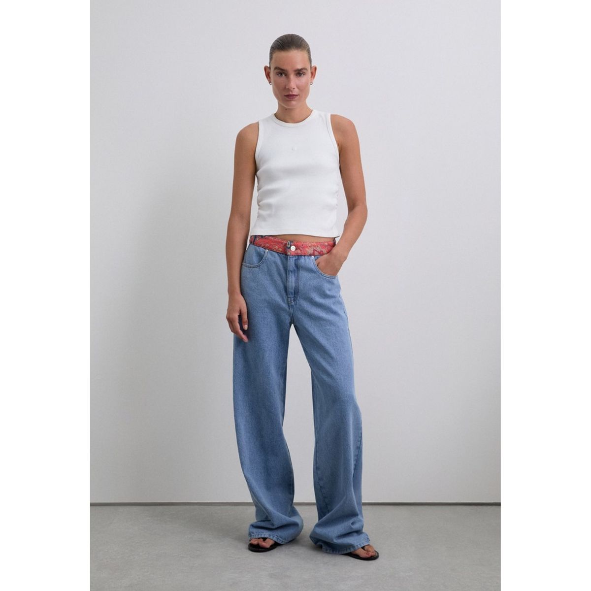 SCALPERS - Pantalón Denim Tiro Medio