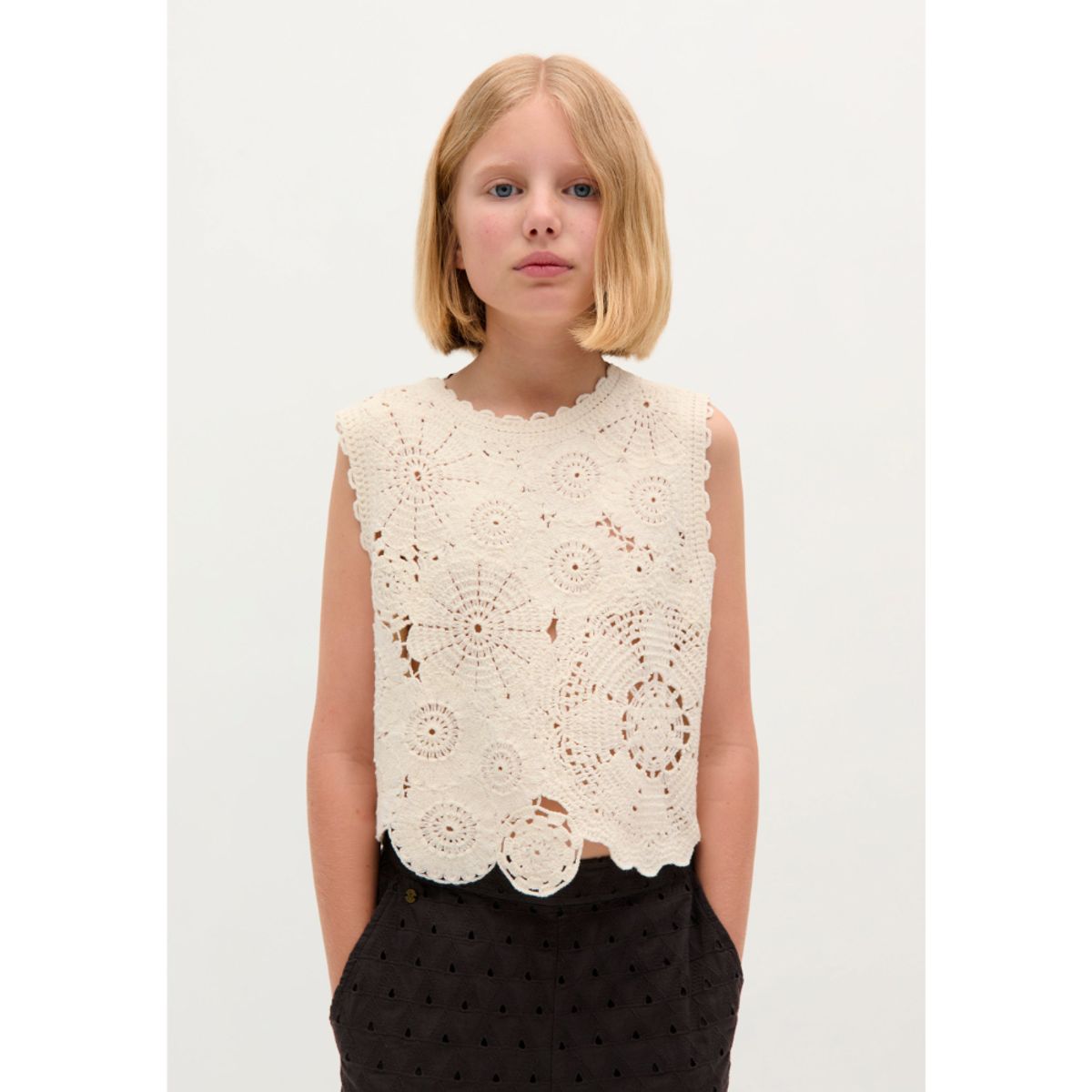 SCALPERS - TOP CROCHET FLORES