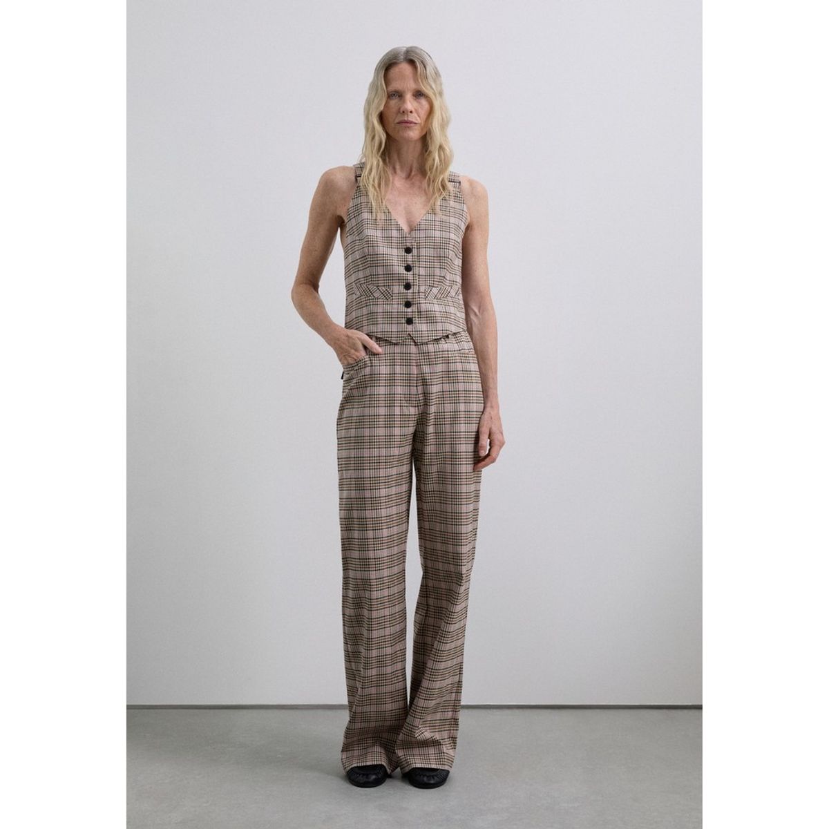 SCALPERS - Chaleco Cuadros Tirantes