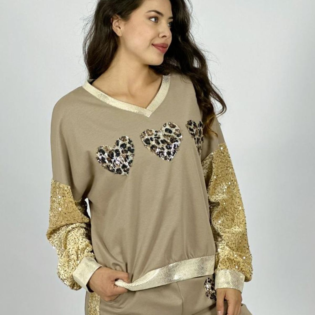 ENIGMATICA BOUTIQUE - Polerón Algodón Triple Corazon Print
