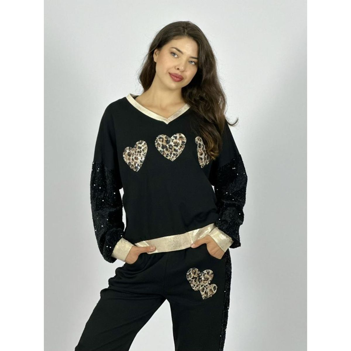 ENIGMATICA BOUTIQUE - Polerón Algodón Triple Corazon Print