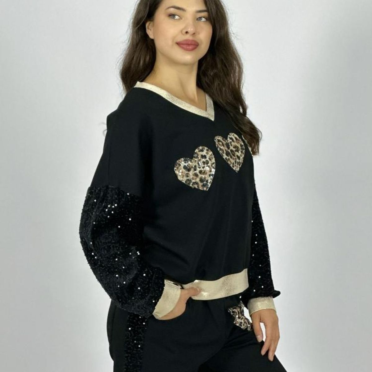ENIGMATICA BOUTIQUE - Polerón Algodón Triple Corazon Print