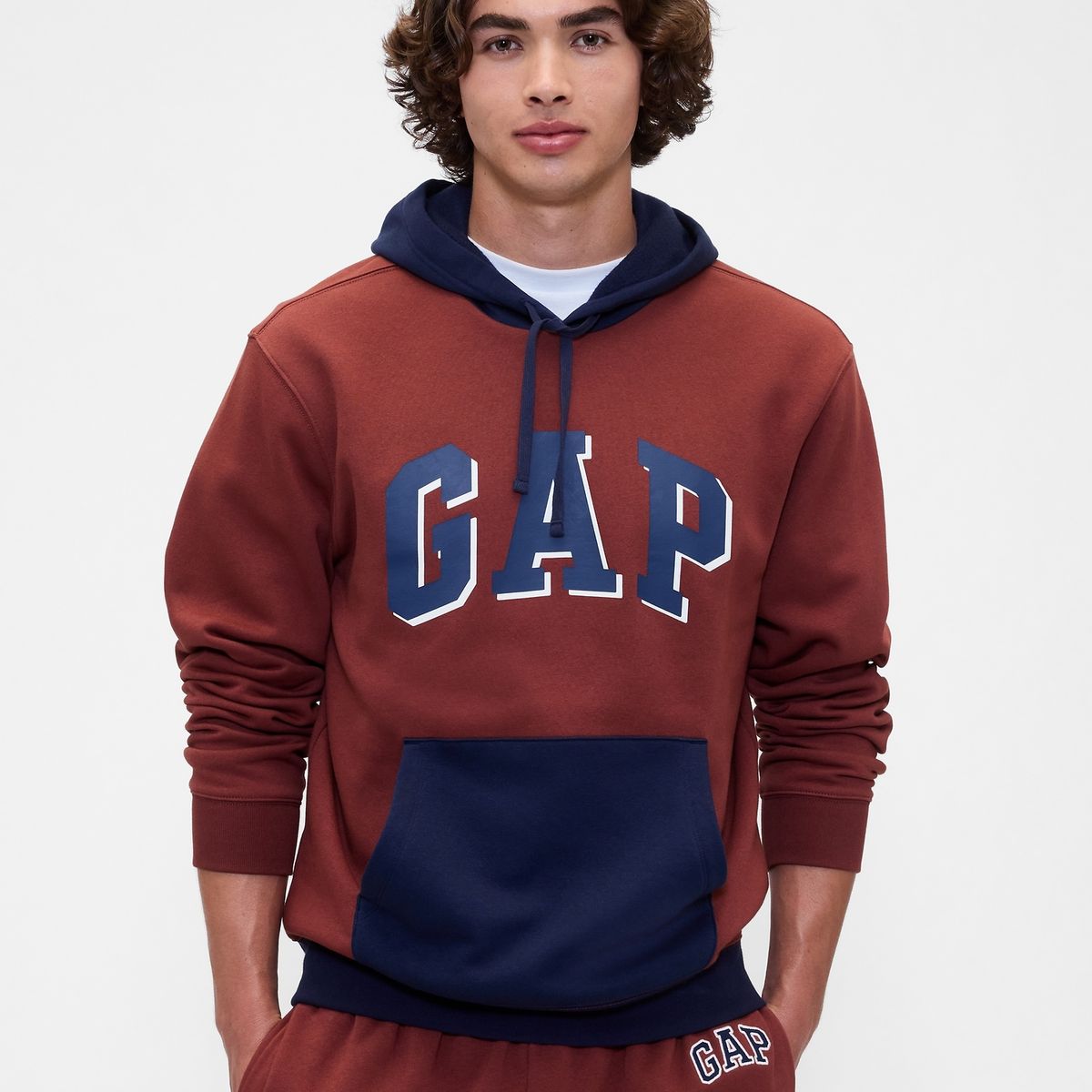 GAP - Polerón Hombre Gap Con Gorro Sin Cierre Logo Multicolor