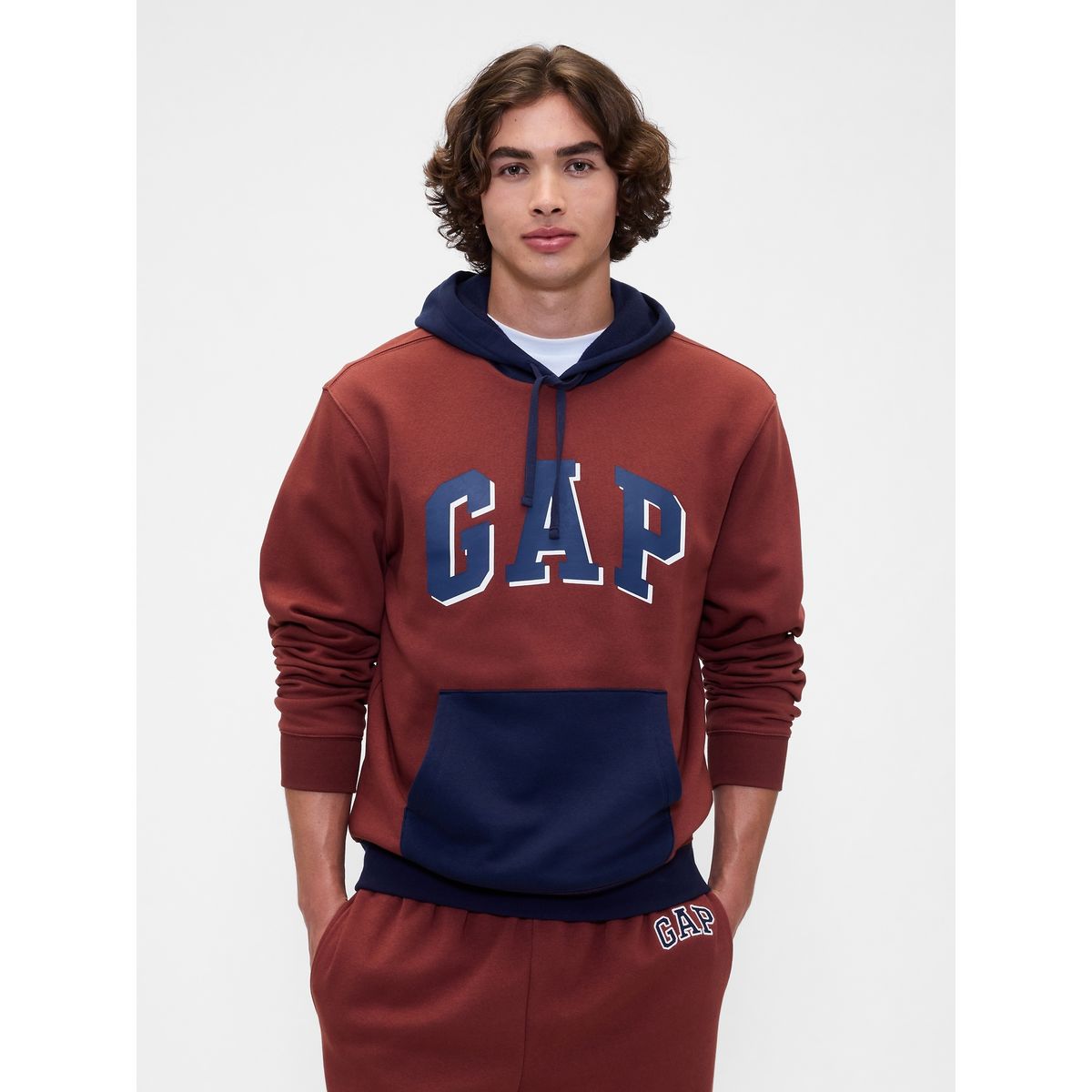 GAP - Polerón Hombre Gap Con Gorro Sin Cierre Logo Multicolor