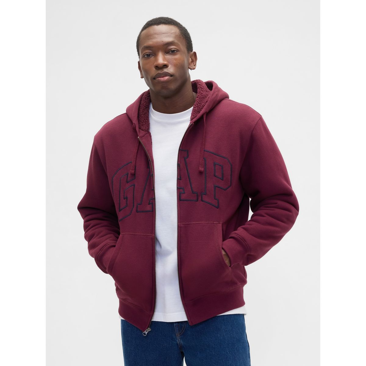 GAP - Polerón Hombre Con Gorro Con Cierre Logo Rojo Gap