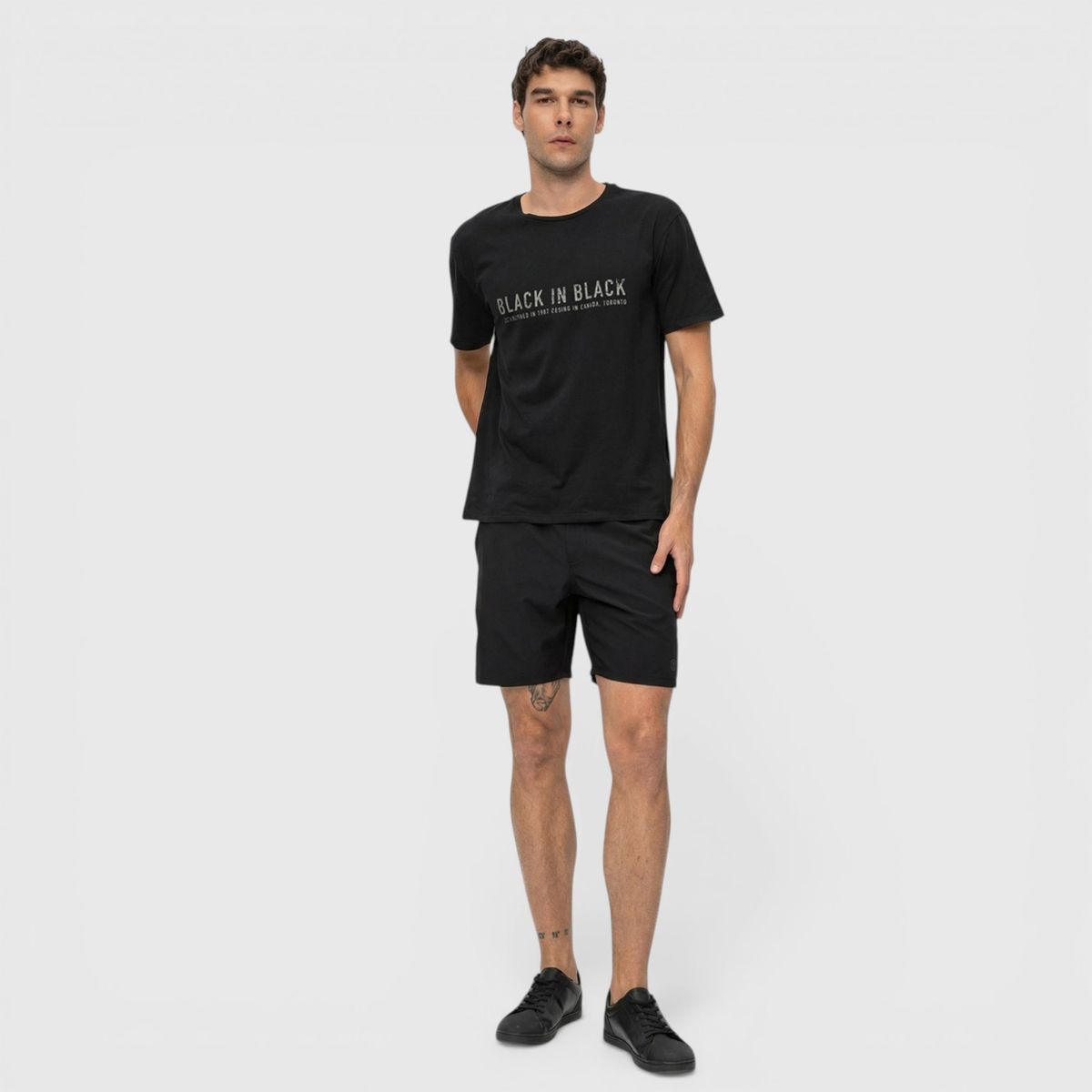 BLACK - Polera Performance Black Black Bubba