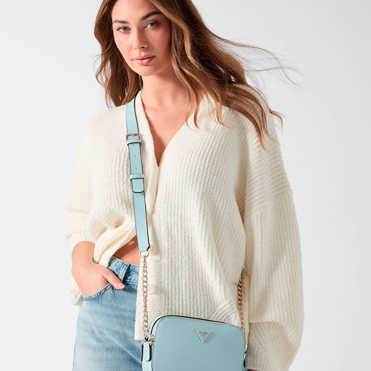 GUESS - Cartera Noelle Ii Camera Crossbody Negro