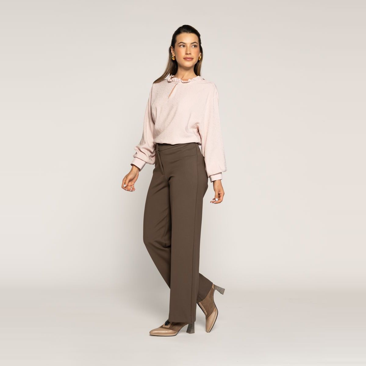 LUDOVICA - Blusa Rocío Rosa Fluida Cuello V Manga Larga Ludovica
