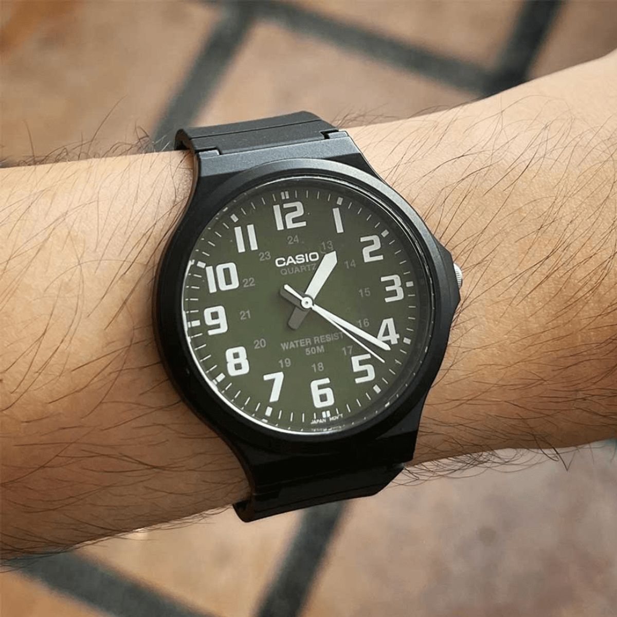 CASIO - RELOJ CASIO MW-240-3BVDF NEGRO VERDE HOMBRE