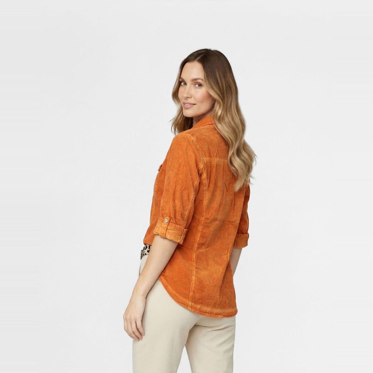LINEATRE - Blusa Mujer Bernadette Entallada Con Ajuste De Mangas Naranja Lineatre
