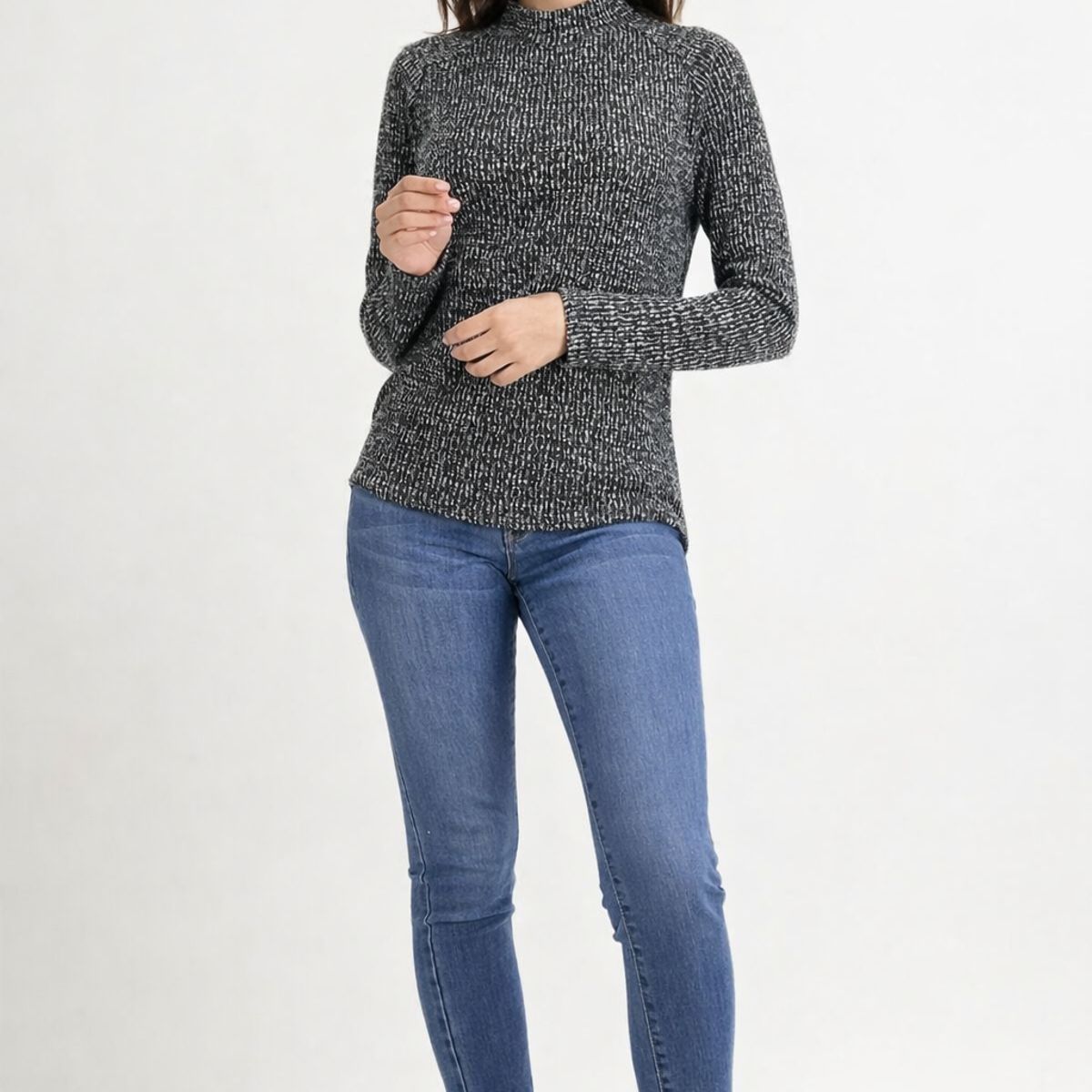 TENTATION - Polera Cuello Alto Acana.  Gris